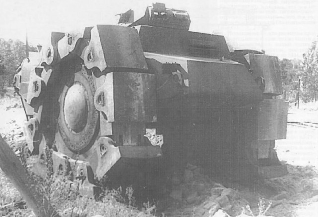 Загадочная немецкая боевая машина времён ВОВ – Minenräumer, 5 фото и текст