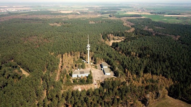 В Германии продаётся участок с бункером времён ГДР, защищающим от радиоактивных осадков, 4 фото и текст