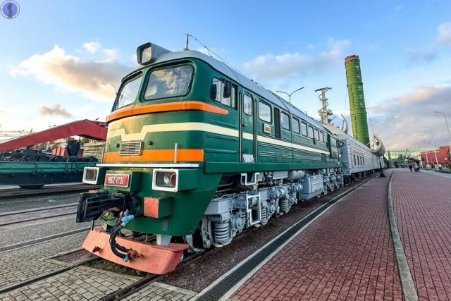 Ядерный ракетный поезд РВСН: БЖРК "Молодец" или Поезд №0, 39 фото и текст