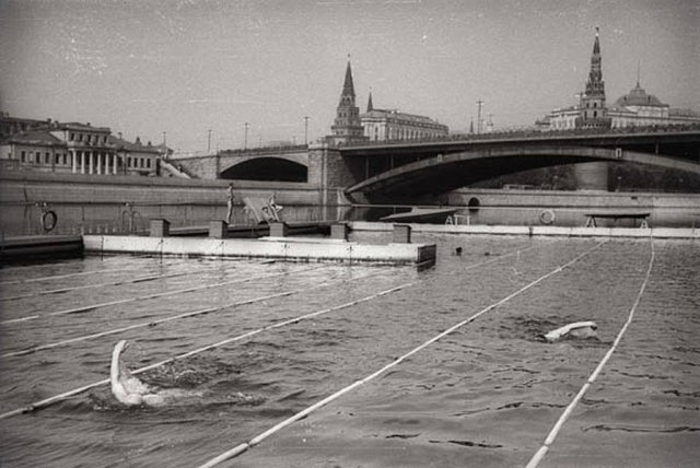 Как купались в Москве-реке, 6 фото