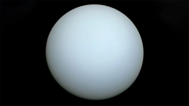 Ледяной гигант. Как открыли Уран и почему планета «лежит на боку», 3 фото и текст