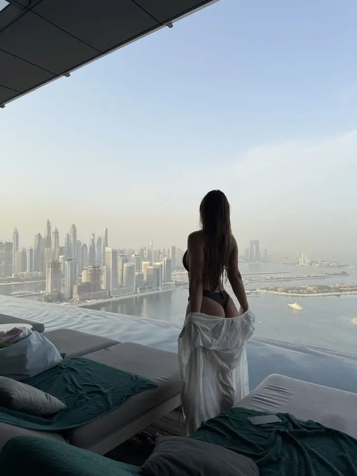 СЛИВ БЛОГЕРШ ТГК 2026: ТОП-9 Рабочих Telegram каналов с фото и видео 18+