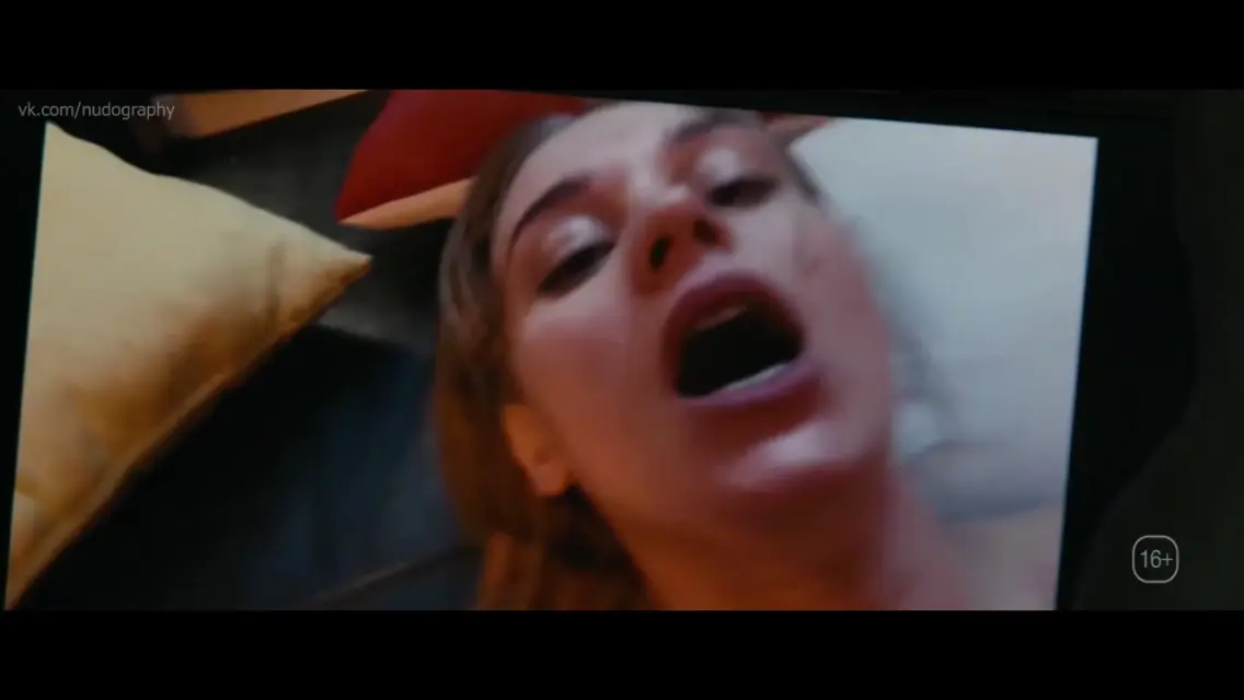 Кристина Асмус в фильме «Текст»: откровенные кадры и фото со съёмок